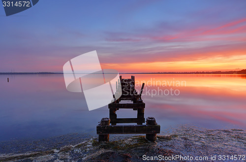 Image of Gorokan Jetty to horizon