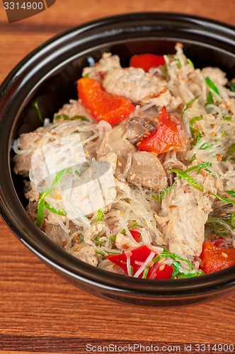 Image of noodles with chicken