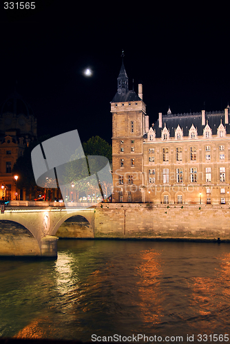 Image of Nighttime Paris