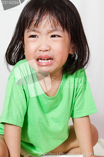 Image of Little Asain Chinese Crying