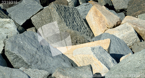 Image of Granite blocks.