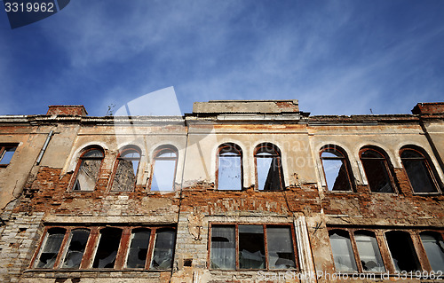 Image of Facade of old destroyed house