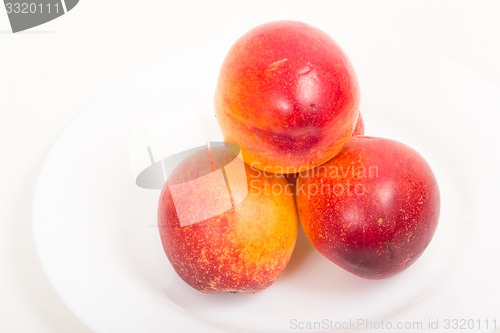 Image of peaches