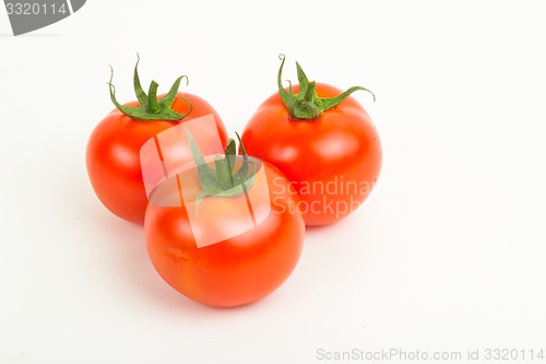Image of ripe tomatoes 