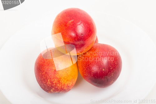 Image of peaches
