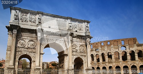 Image of Arco de Constantino and Colosseum in Rome, Italy