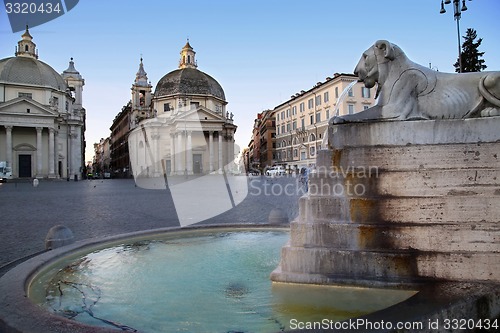 Image of Lion fountain in Piazza del Popolo 