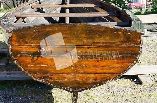 Image of old rowboat