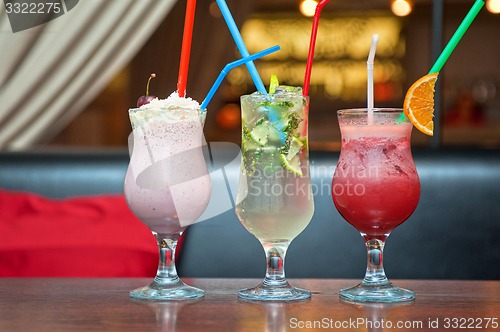 Image of three healthy nonalcoholic cocktails