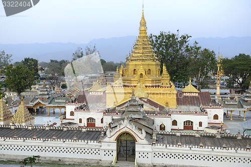 Image of ASIA MYANMAR INLE LAKE NYAUNGSHWN PAGODA