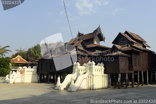 Image of ASIA MYANMAR NYAUNGSHWE PAGODA