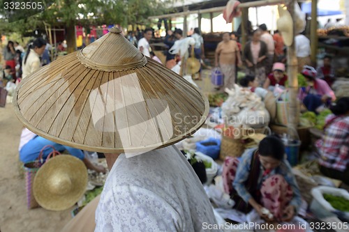 Image of ASIA MYANMAR NYAUNGSHWE WEAVING FACTORY