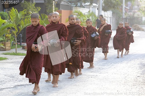 Image of ASIA MYANMAR NYAUNGSHWE MONK