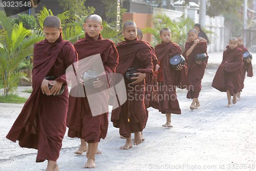 Image of ASIA MYANMAR NYAUNGSHWE MONK