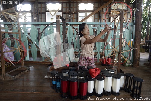 Image of ASIA MYANMAR NYAUNGSHWE WEAVING FACTORY