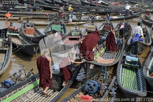 Image of ASIA MYANMAR NYAUNGSHWE INLE LAKE