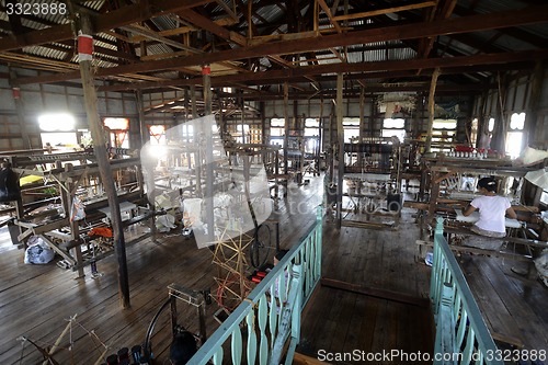 Image of ASIA MYANMAR NYAUNGSHWE WEAVING FACTORY