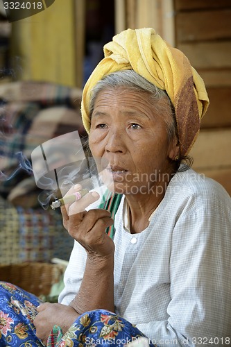 Image of ASIA MYANMAR NYAUNGSHWE WEAVING FACTORY