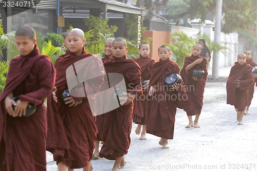 Image of ASIA MYANMAR NYAUNGSHWE MONK