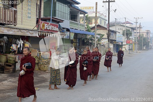 Image of ASIA MYANMAR NYAUNGSHWE MONK