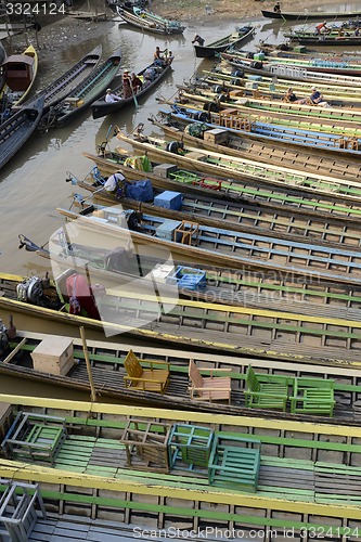 Image of ASIA MYANMAR NYAUNGSHWE WEAVING FACTORY