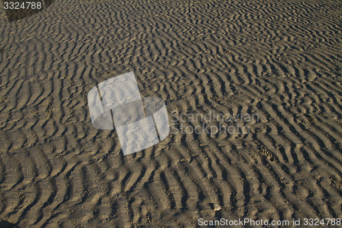 Image of sand pattern at the beach