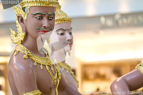 Image of Statues in Bangkok airport