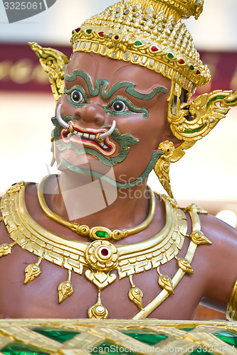 Image of Statues in Bangkok airport