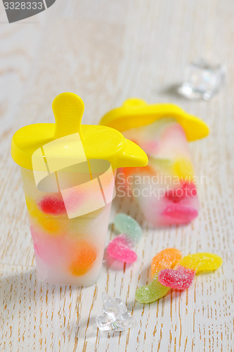 Image of Popsicle Ice Pops with candy