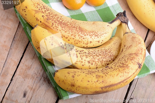 Image of fruits, mandarin and bananas, food