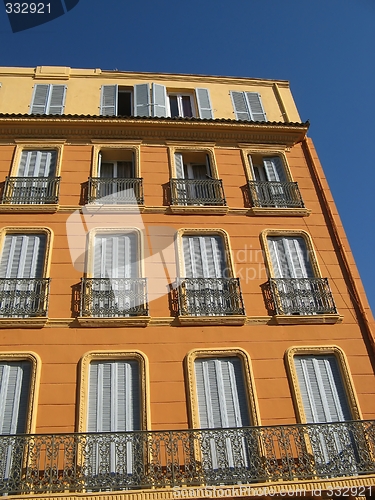 Image of old provence building frontage