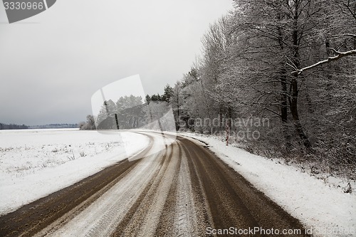 Image of the winter road  