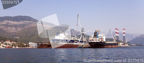 Image of seaport  