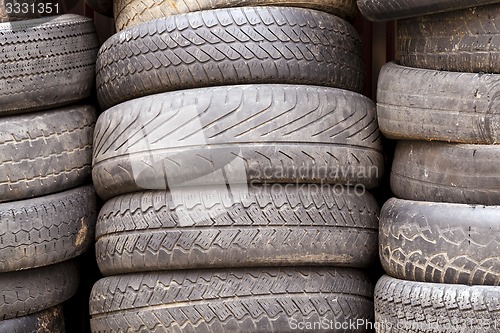 Image of damaged tires  