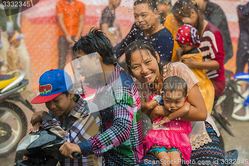 Image of ASIA MYANMAR MANDALAY THINGYAN WATER FESTIVAL