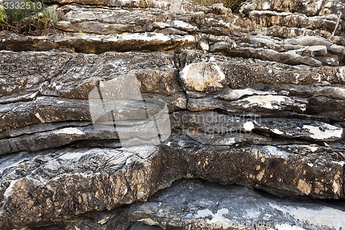 Image of rock break  