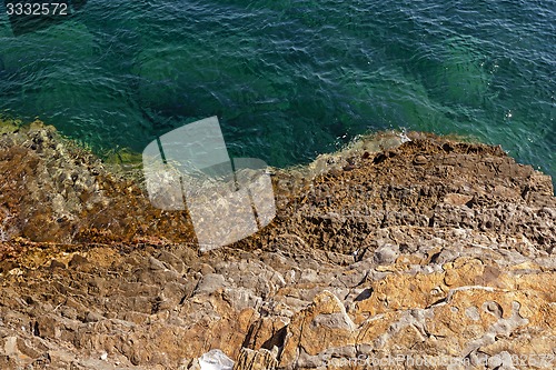Image of rocky shore  
