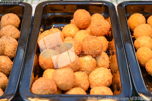 Image of ruddy crispy cheese balls with spices