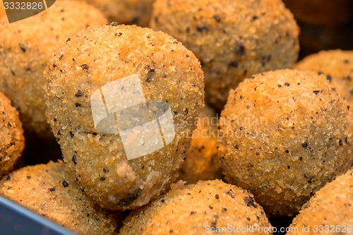 Image of ruddy crispy cheese balls with spices