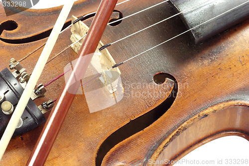 Image of Violin with bow