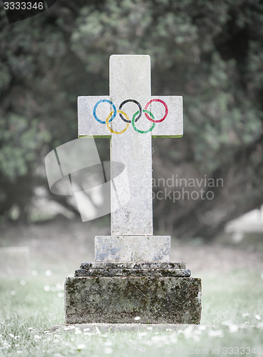 Image of Gravestone in the cemetery - Olympic rings