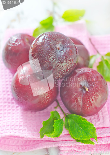 Image of plums