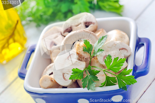 Image of raw mushroom