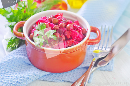 Image of salad with beet