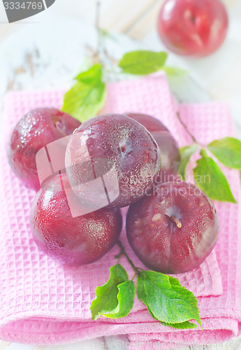 Image of plums