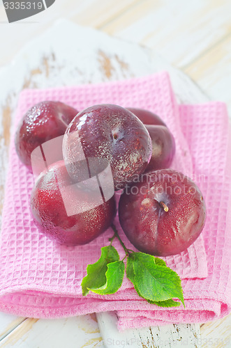 Image of plums