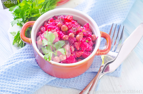 Image of salad with beet