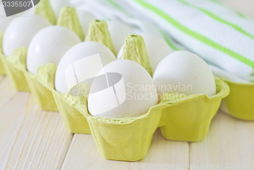 Image of raw eggs