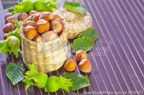 Image of hazelnuts