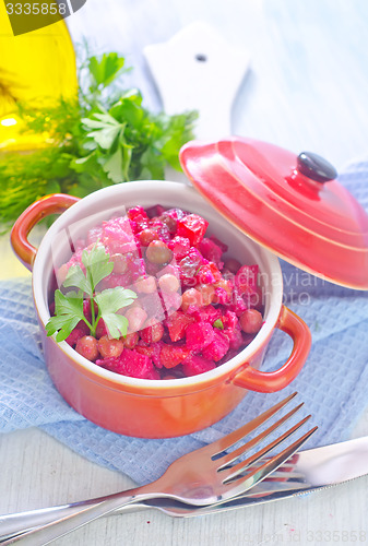 Image of salad with beet